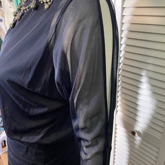 Adrianna Papell illusion accordion pleat beaded navy long gown, 4 - Picture 4 of 8